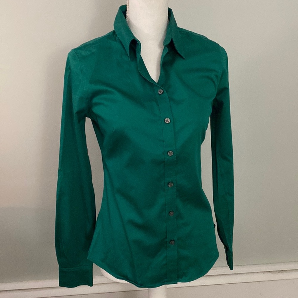 Banana Republic fitted blouse